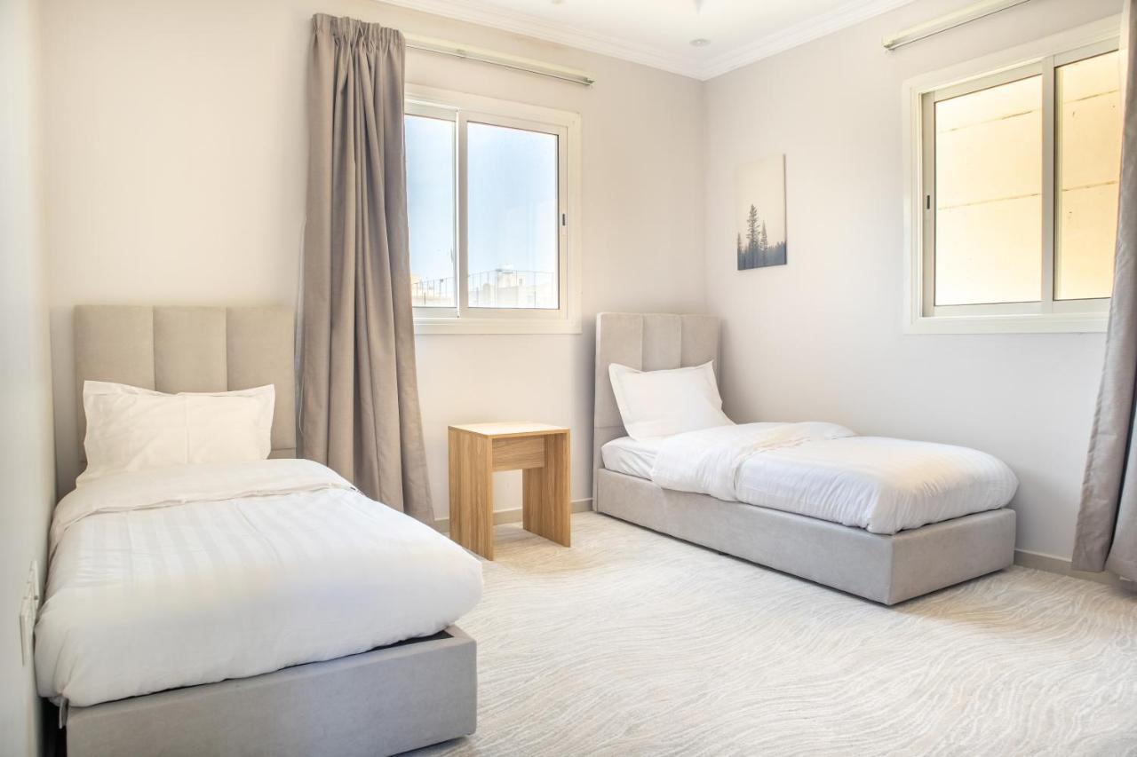 Luxurious Family Apartments 15Mins Drive To Al-Masjid Nabawi - Nozol Noor 4 Μεδίνα Εξωτερικό φωτογραφία